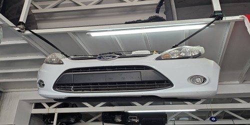 Ford Fiesta Sis Farı
