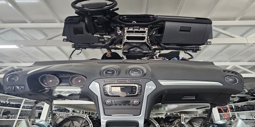 Ford Focus 3 Komple Göğüs
